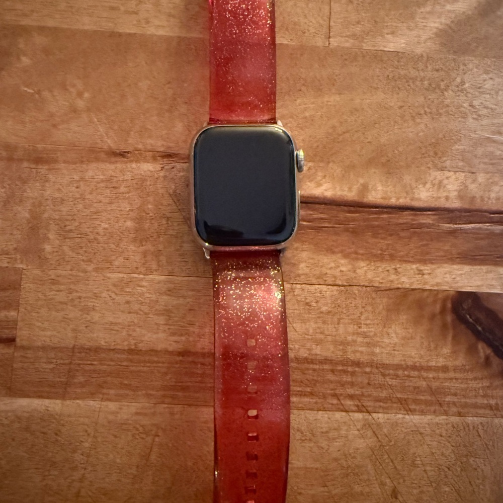 Apple Smartwatch Red Silver Sleek Design stainless steel series 7 41mm gps lte - Picture 4 of 5